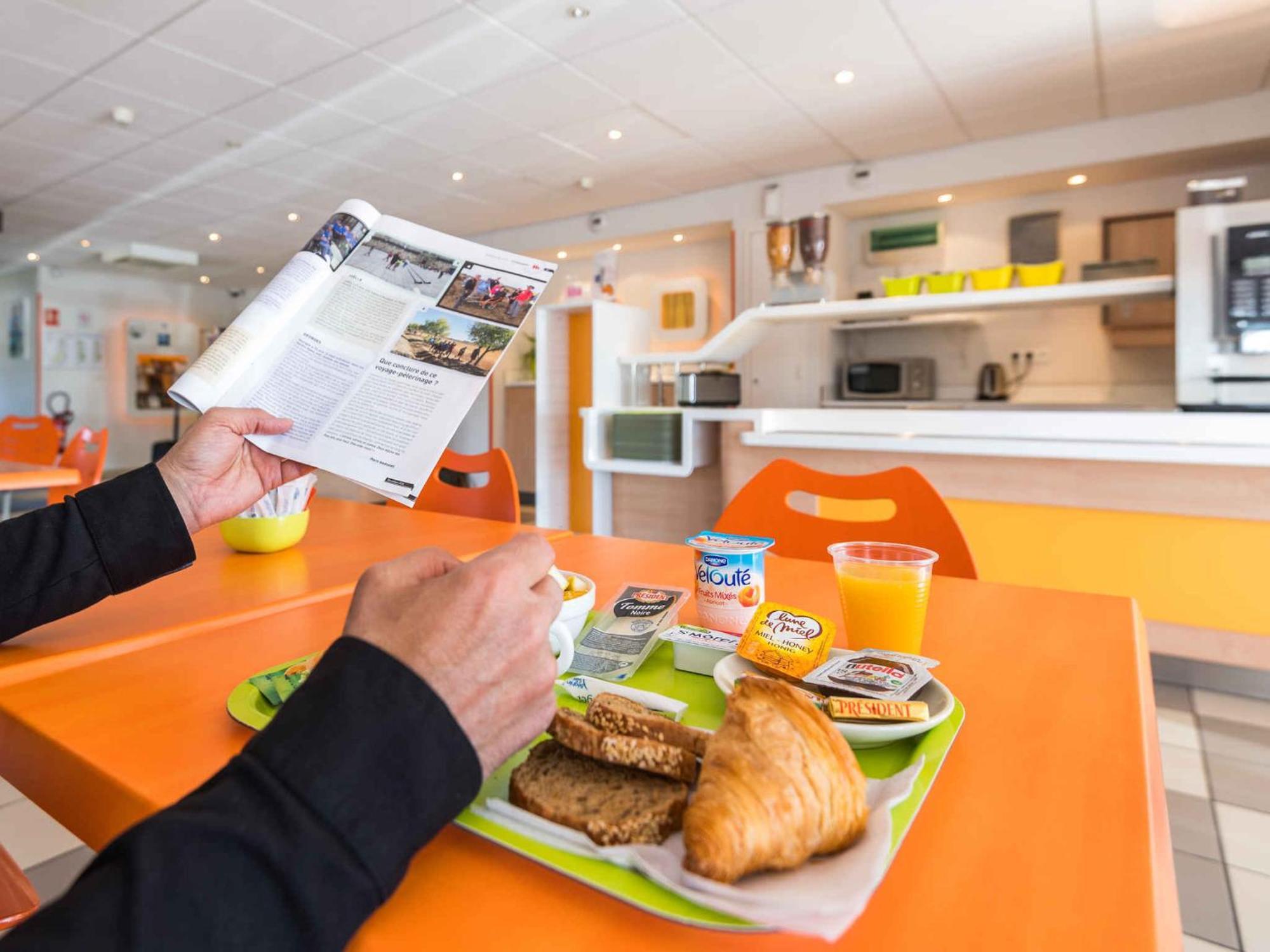 ibis budget Amberieu en Bugey/Chateau Gaillard A42 Exterior foto